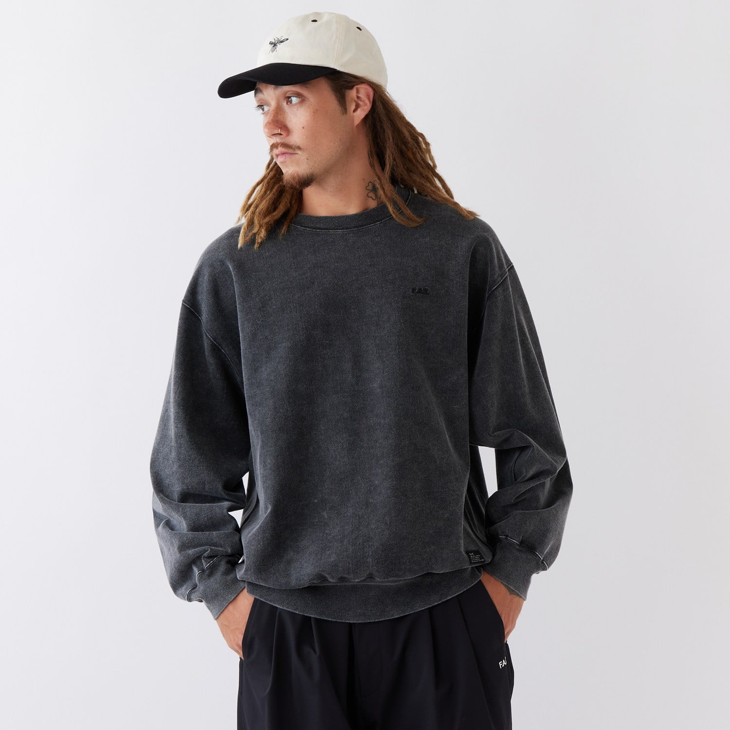 FACIDENTIC 詳細画像 BLACK 3